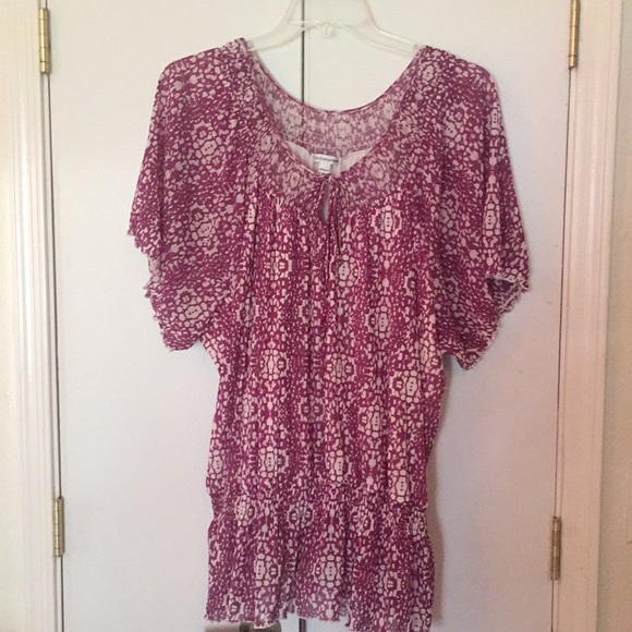 Croft and Barrow short sleeve purple print top. - Picture 2 of 4